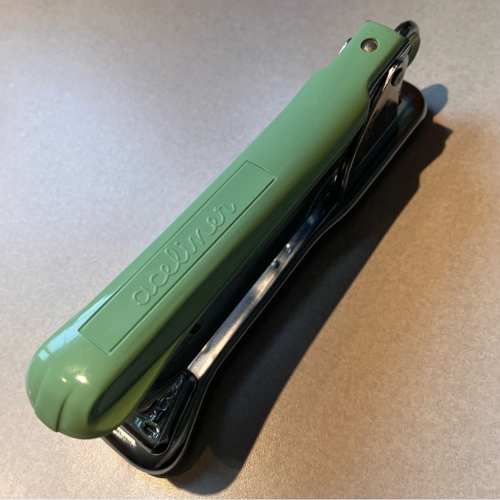 Green Aceliner Stapler